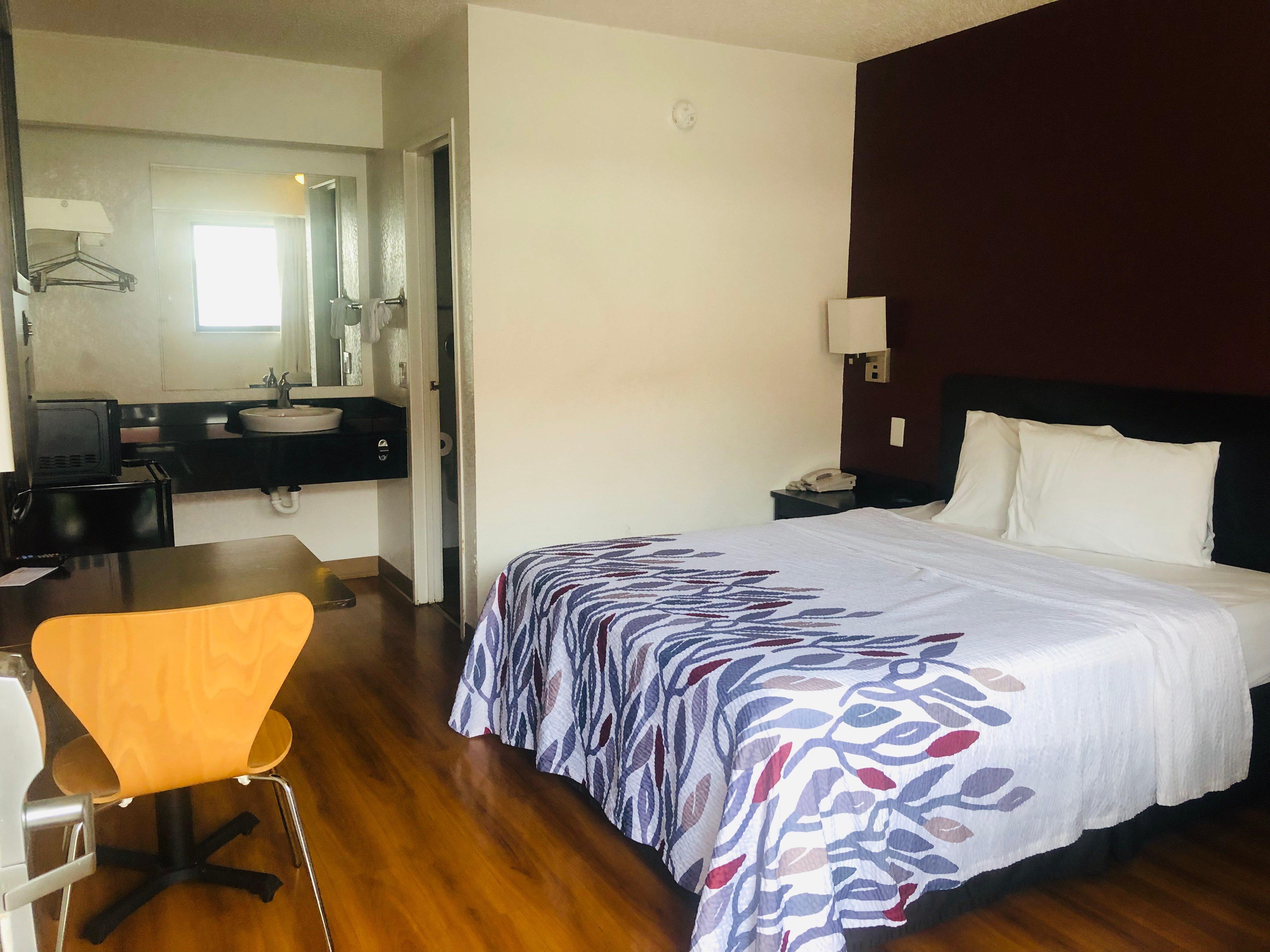 Red Roof Inn Бриджтон Экстерьер фото